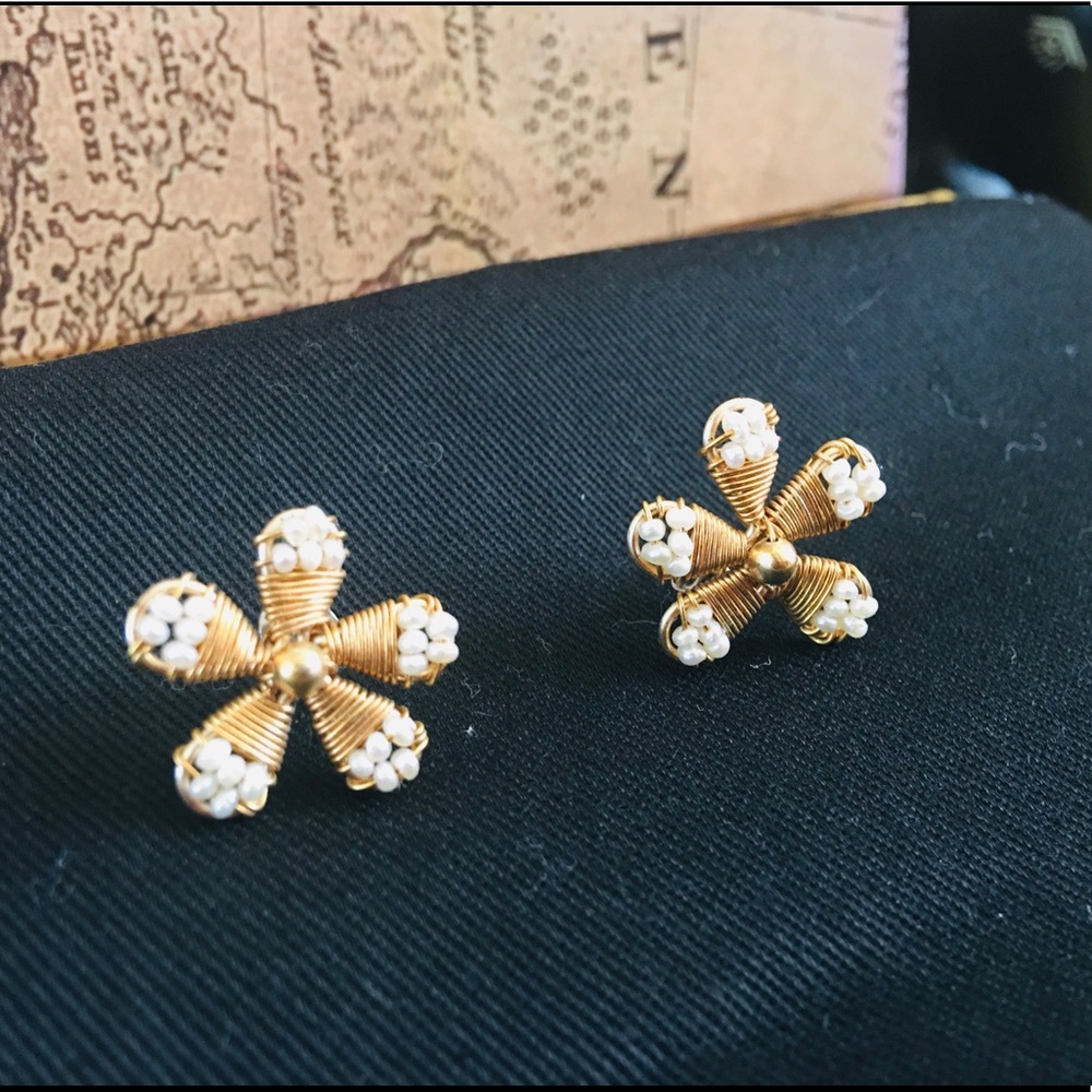 ✨Pearl beaded gold Flower earrings⚡️✨